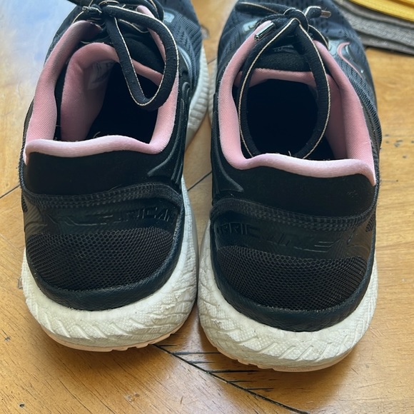 SAUCONY form fit pro run sneakers 12W - Picture 5 of 5